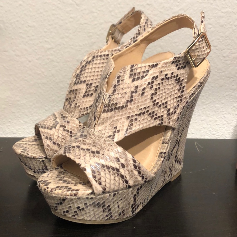Snakeskin wedges